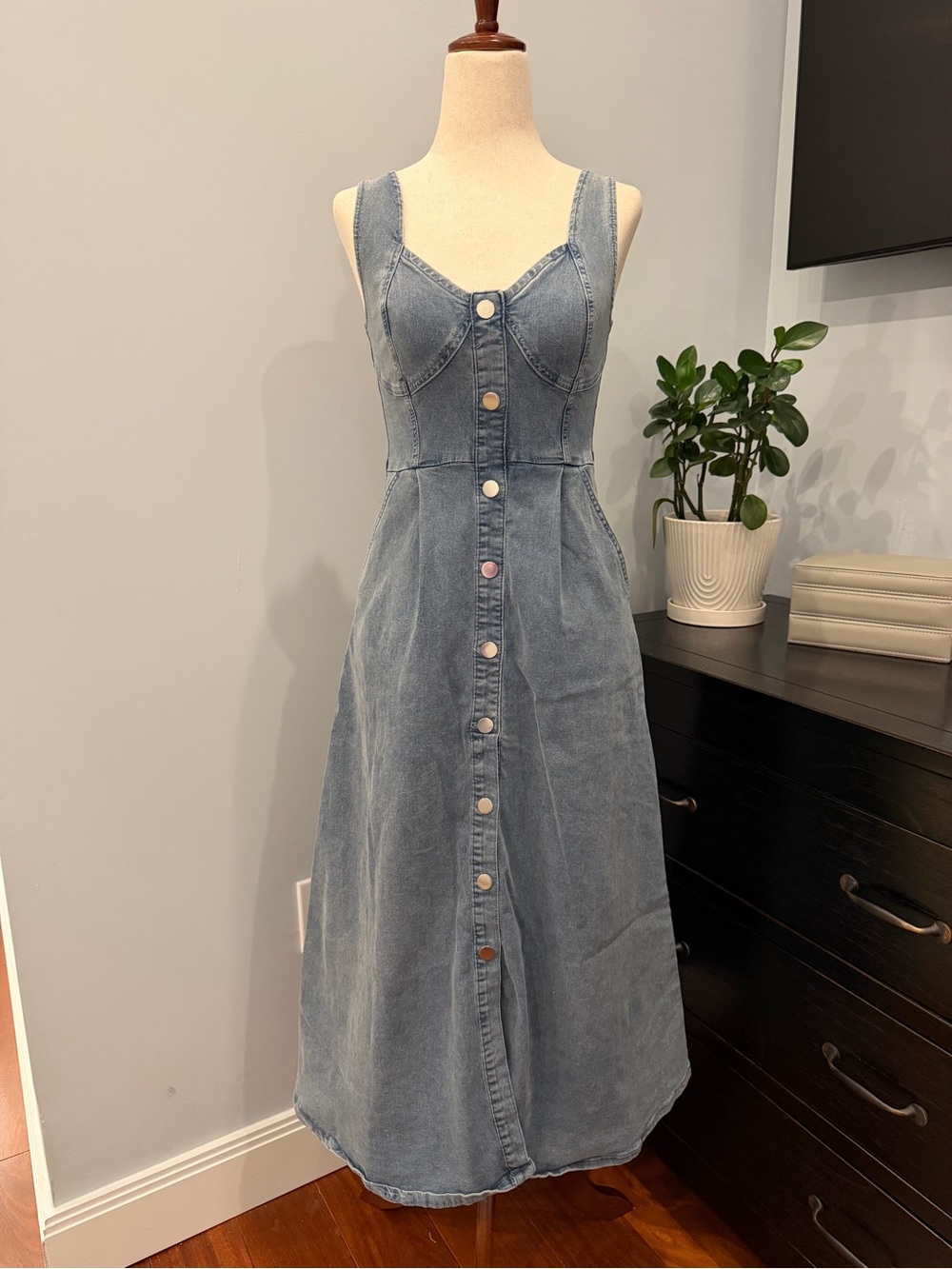 Classic Chambray Button-Front Maxi Dress - Blue
